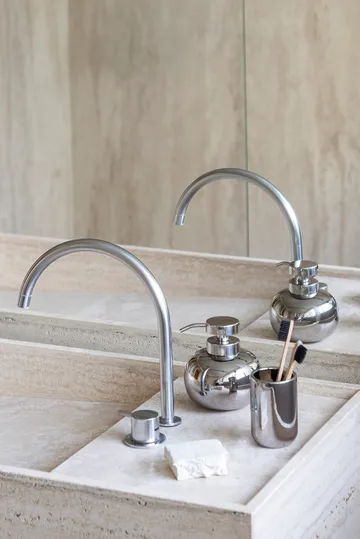 Lotus soap dispenser low - Chrome - Mette Ditmer