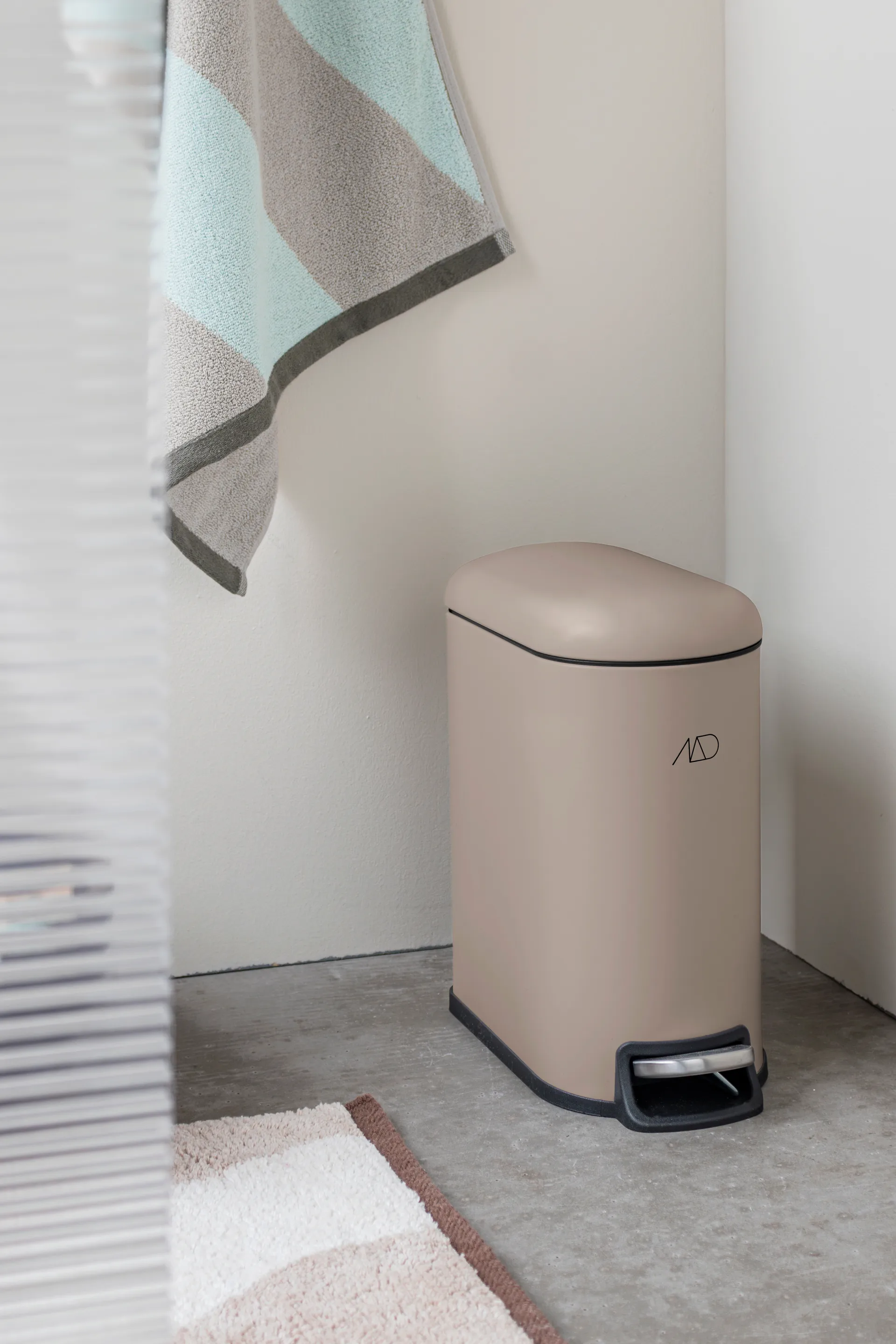 Mini-Walther pedal bin 5 L, Sand Mette Ditmer