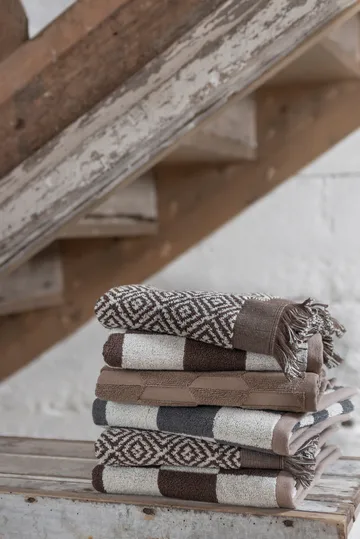 Retro towel - Chocolate, 70x133 cm - Mette Ditmer