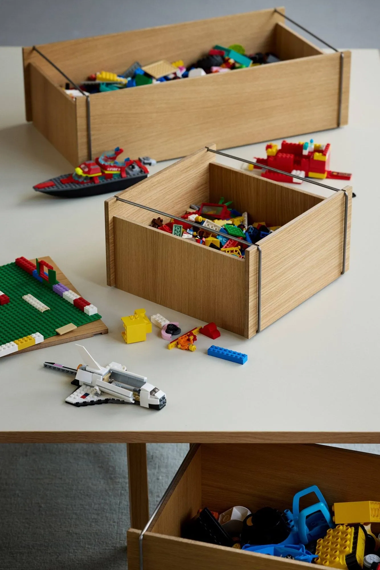 Moebe storage box, Oiled oak-black, small, 16,5x30x31 cm MOEBE