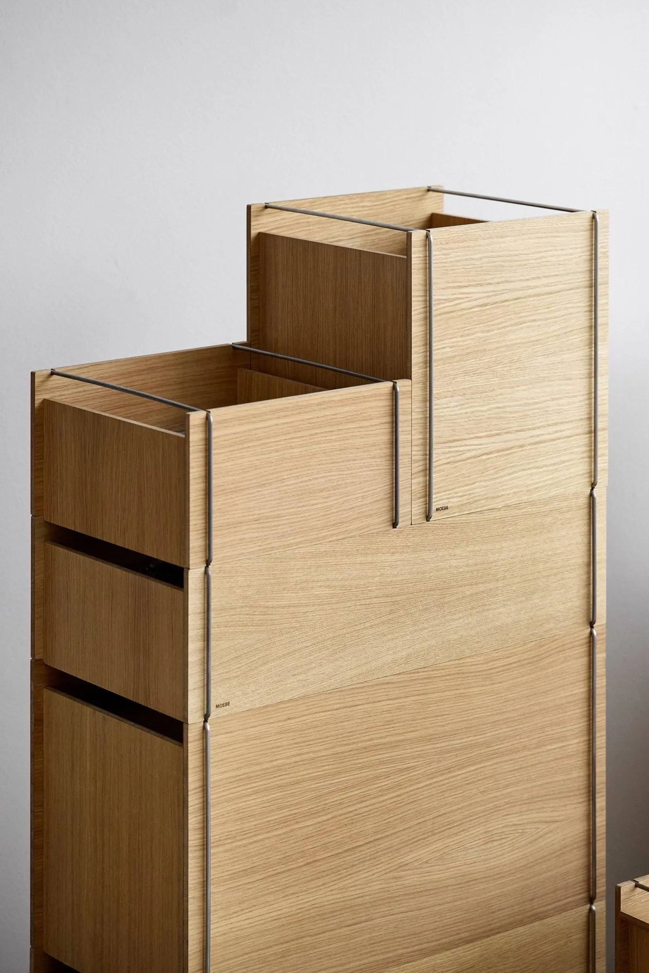 Moebe storage box, Oiled oak-stainless steel, square, 33x30x31 cm MOEBE
