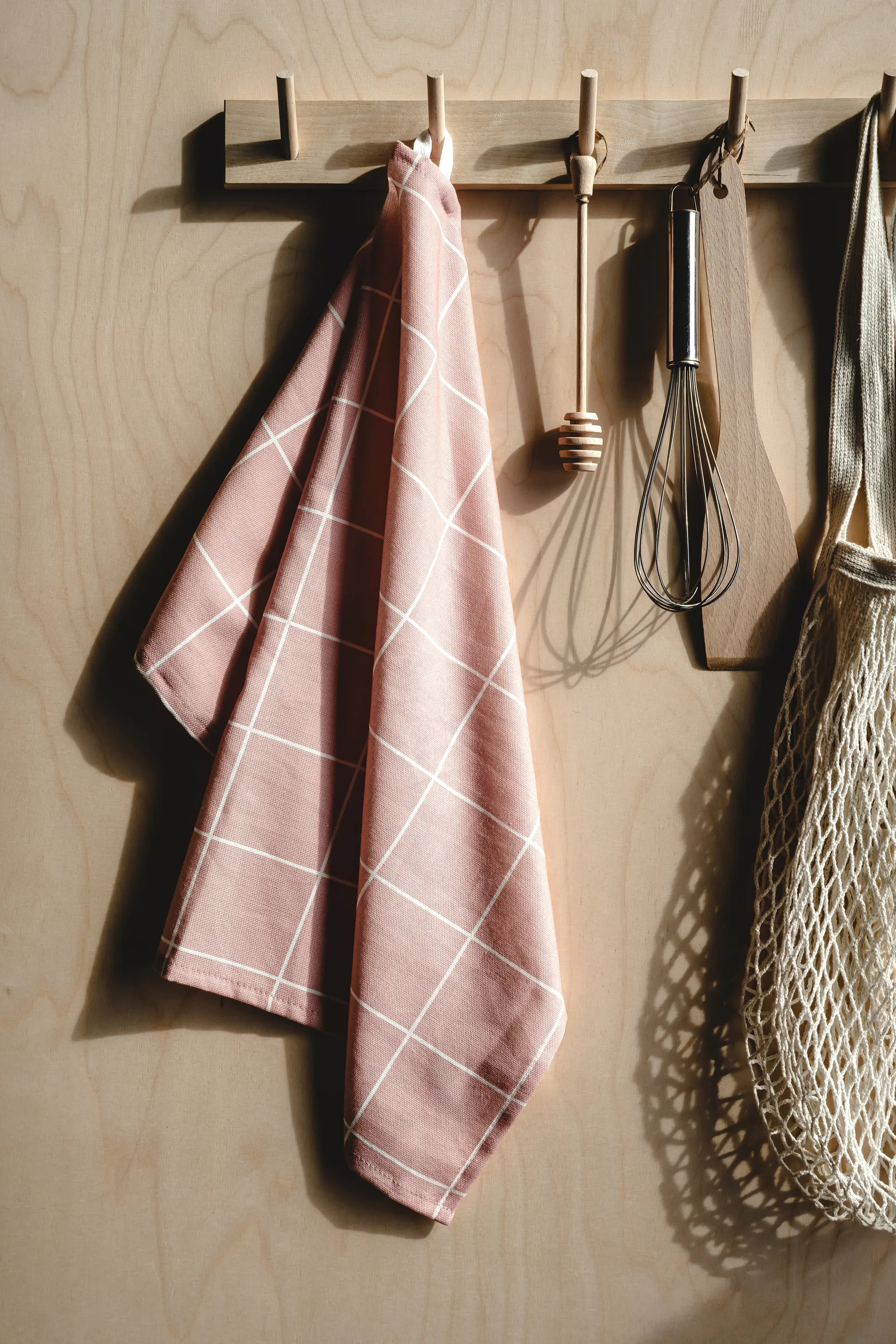 Checks & Stripes kitchen towel, Pink, 50x65 cm Muurla