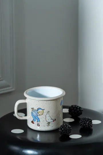 Emil in Lönneberga enamel mug 2.5 dl - Cluck Cluck - Muurla