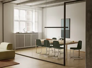 Brink Chair Cantilever Base chair - Black - Muuto