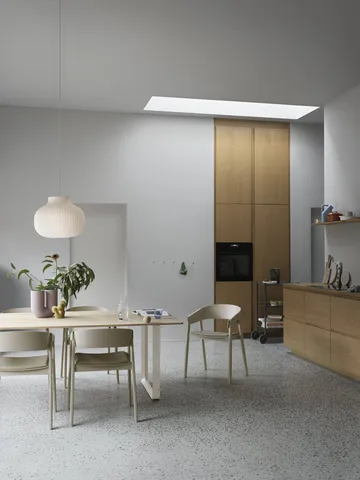 Dots Wood coat hook - Light olive, Ø9 cm - Muuto