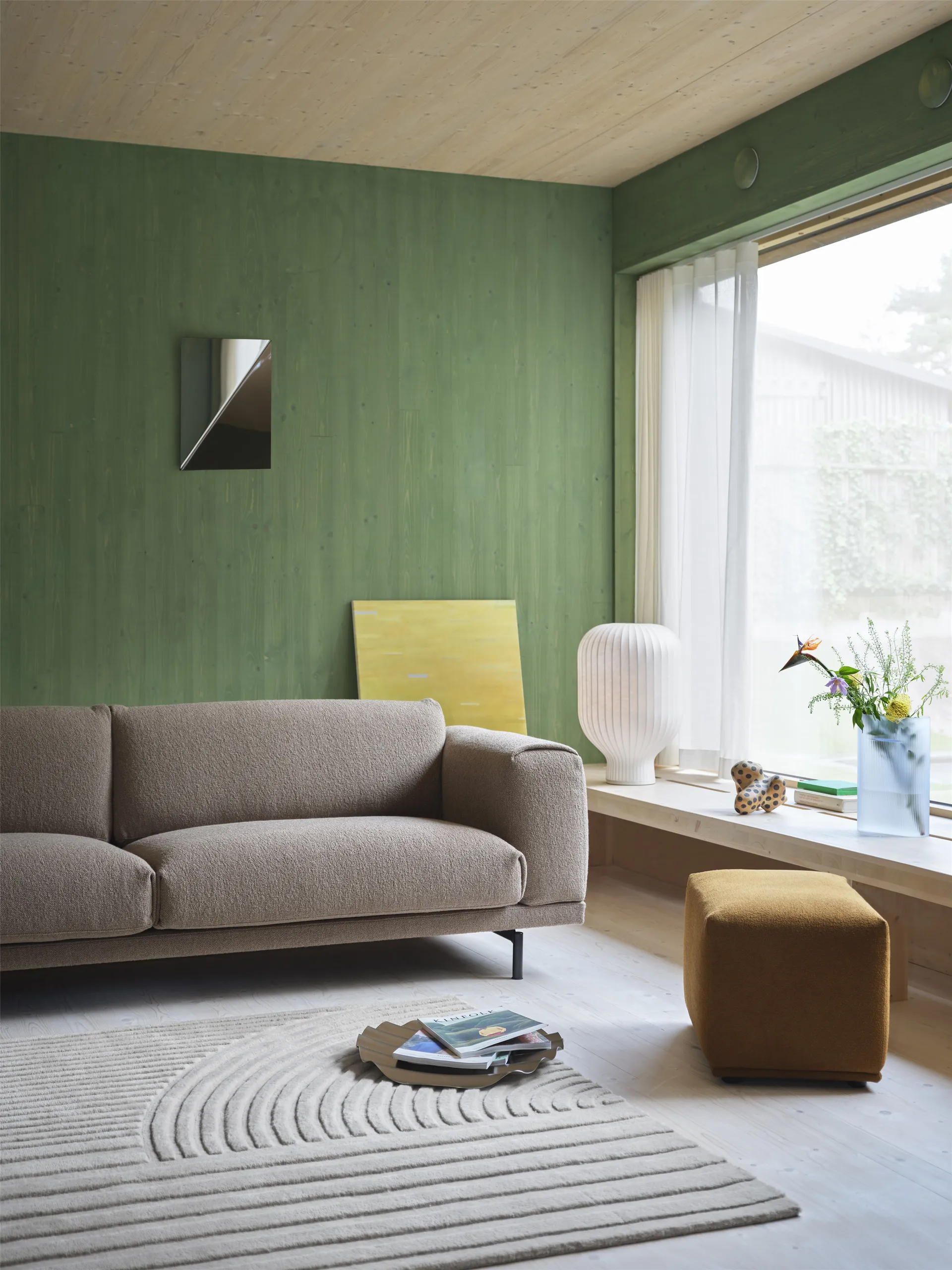 Gaze wall mirror, 25x30 cm Muuto
