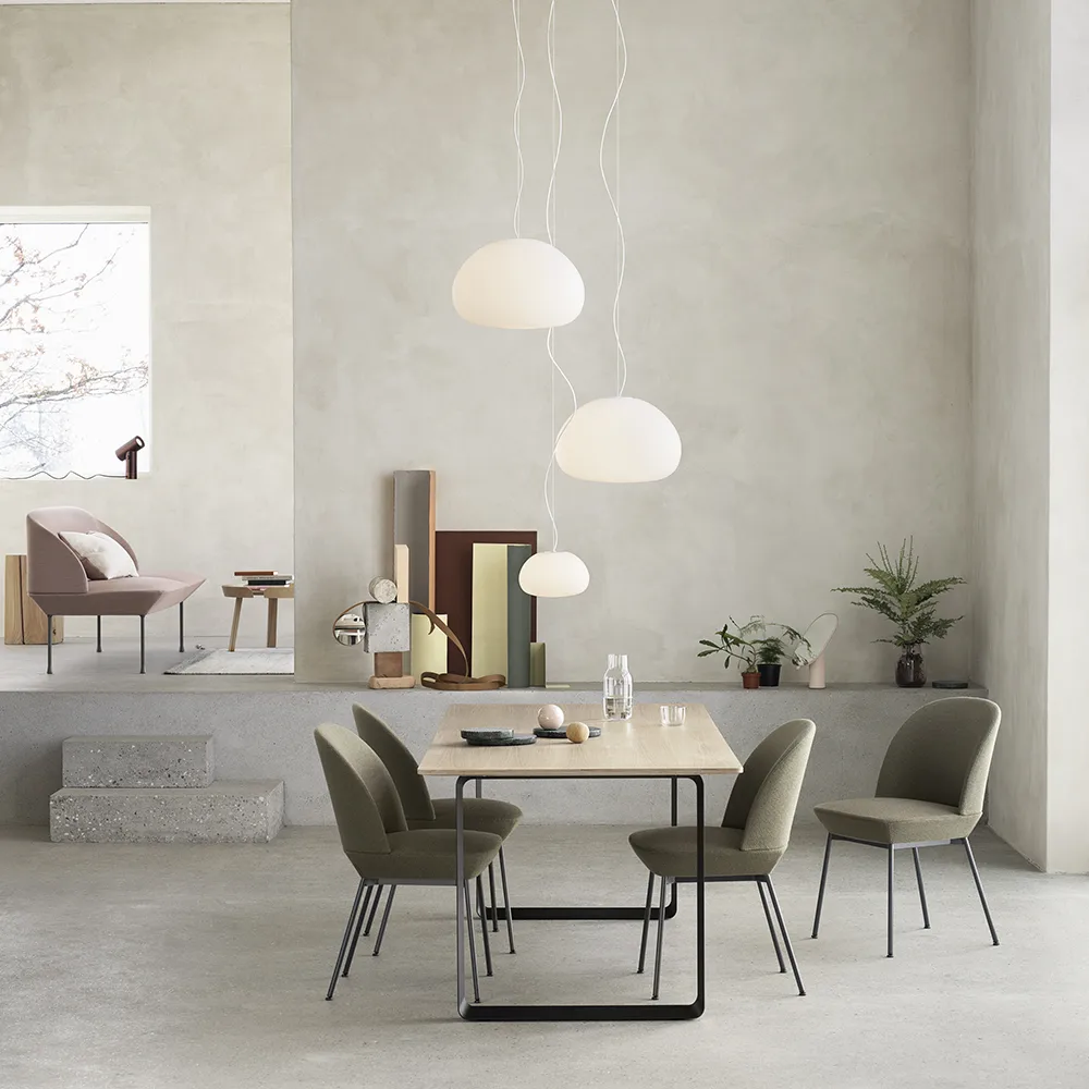 Oslo side chair fabric upholstered, Sto 941-Chrome Muuto