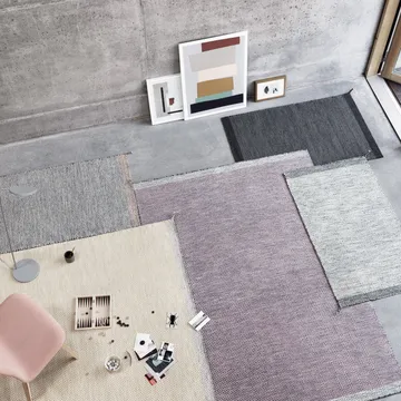 Ply wool rug 85x140 cm - black-white - Muuto