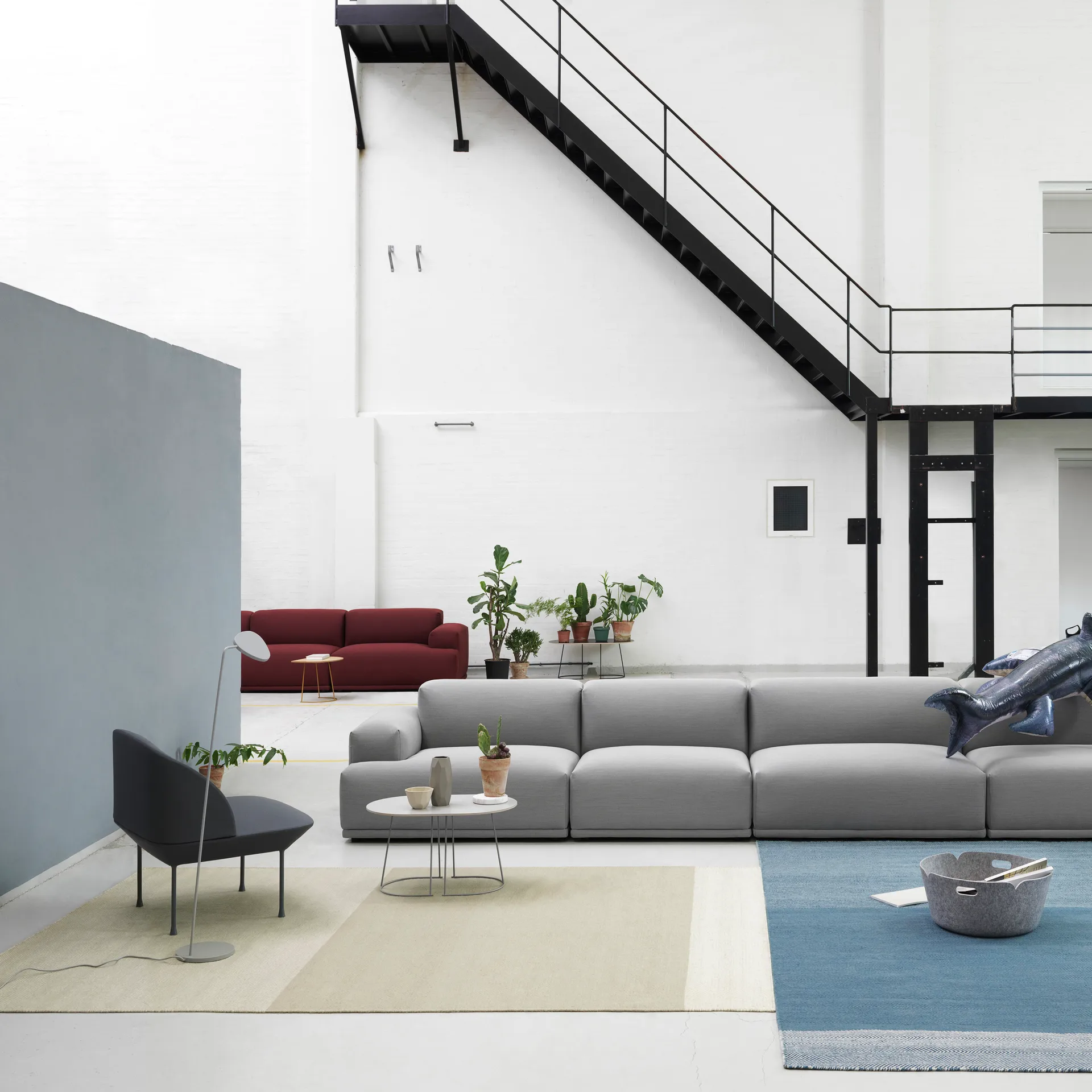 Varjo rug 170x240 cm, blue Muuto