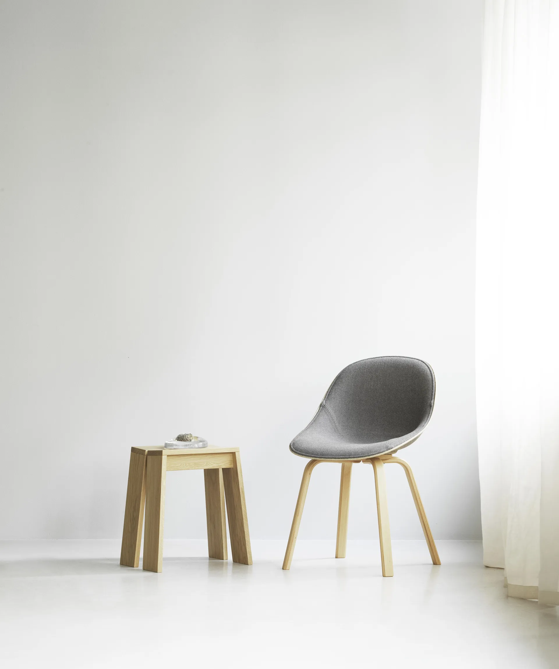 Mat Chair chair front upholstered, Remix 133-seaweed-beech Normann Copenhagen
