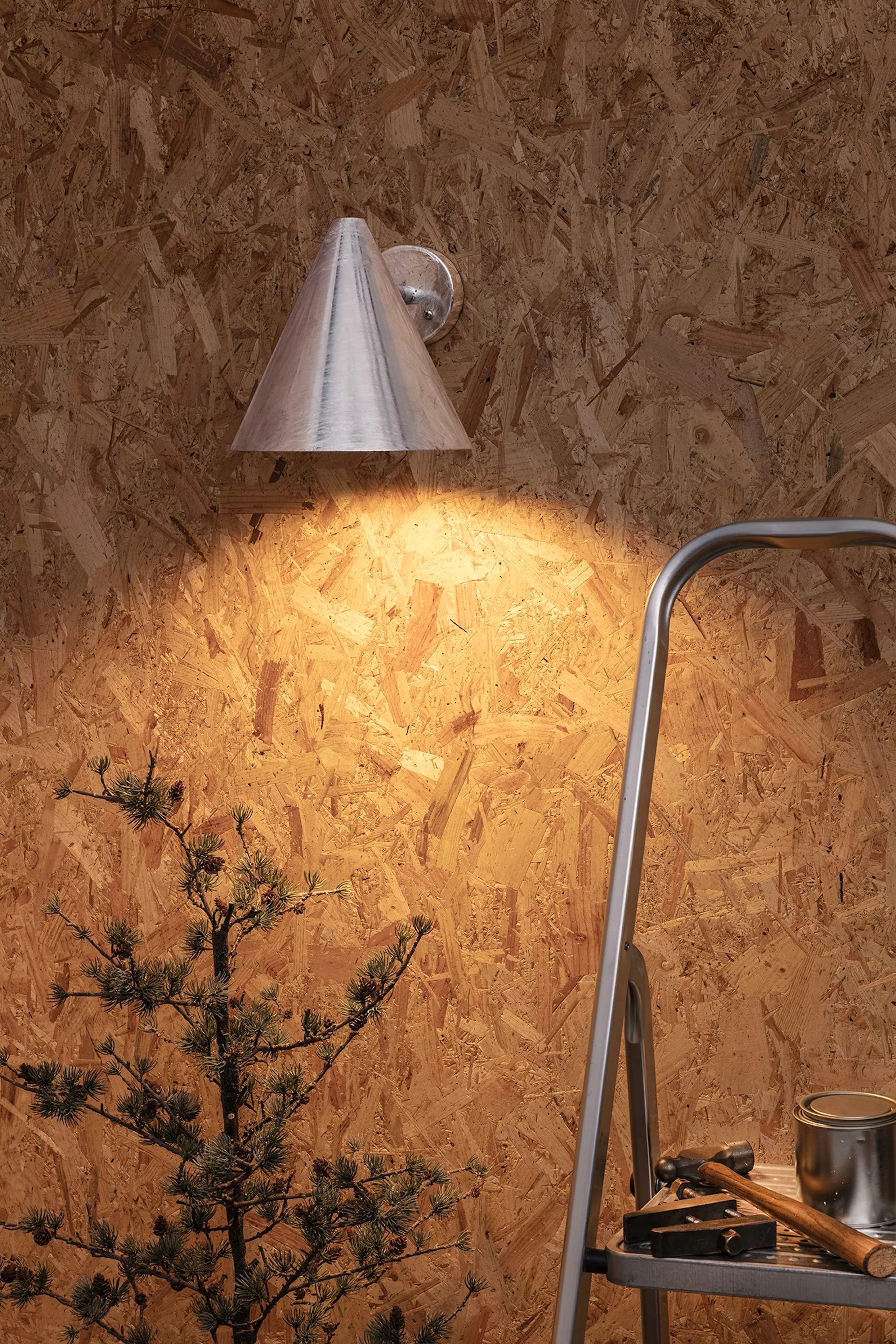 Tratten wall lamp, Hot-dip galvanised steel, Ø24x22,5 cm Örsjö Belysning
