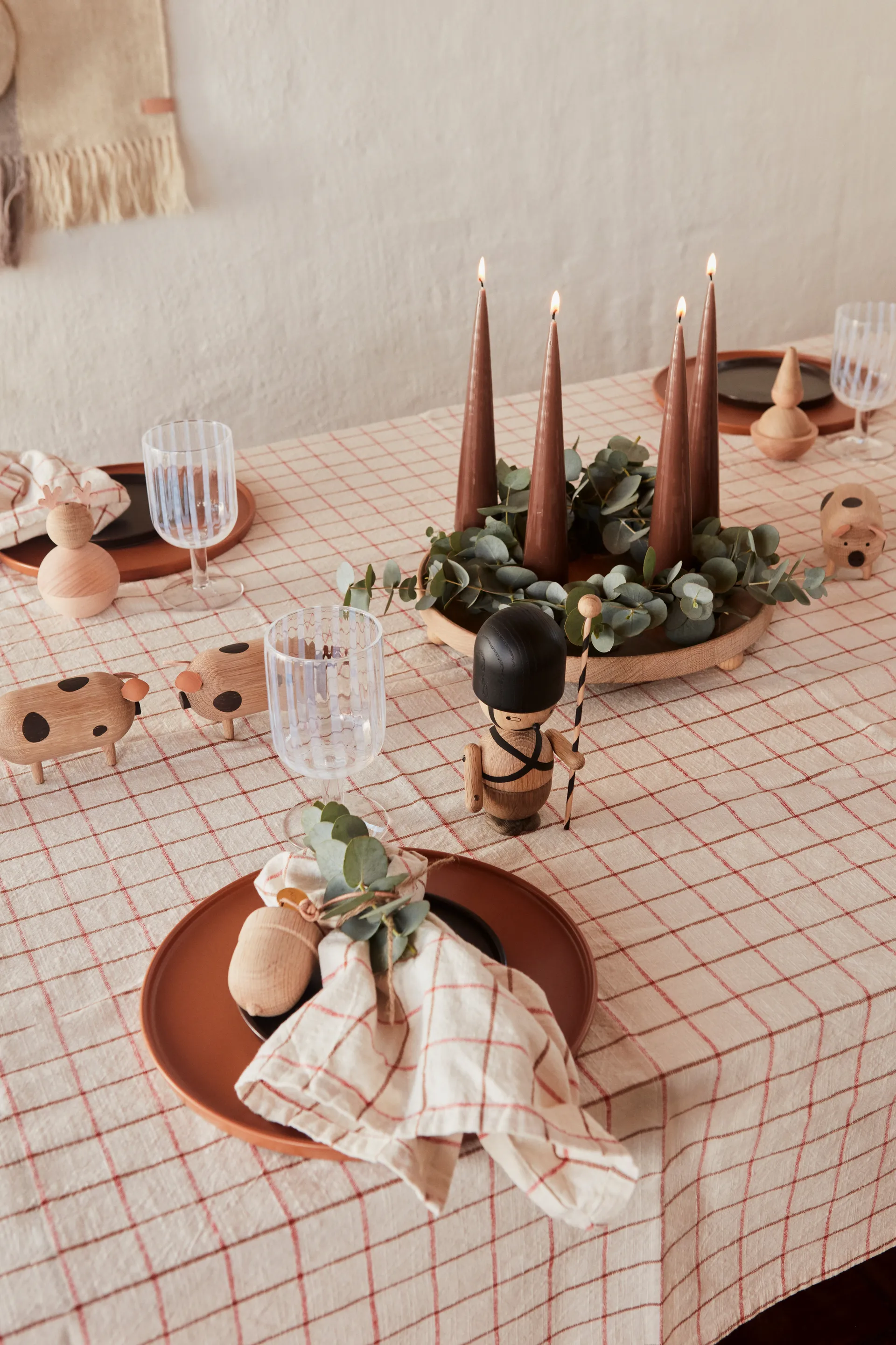 Grid table cloth 140x260 cm, Off white-red OYOY