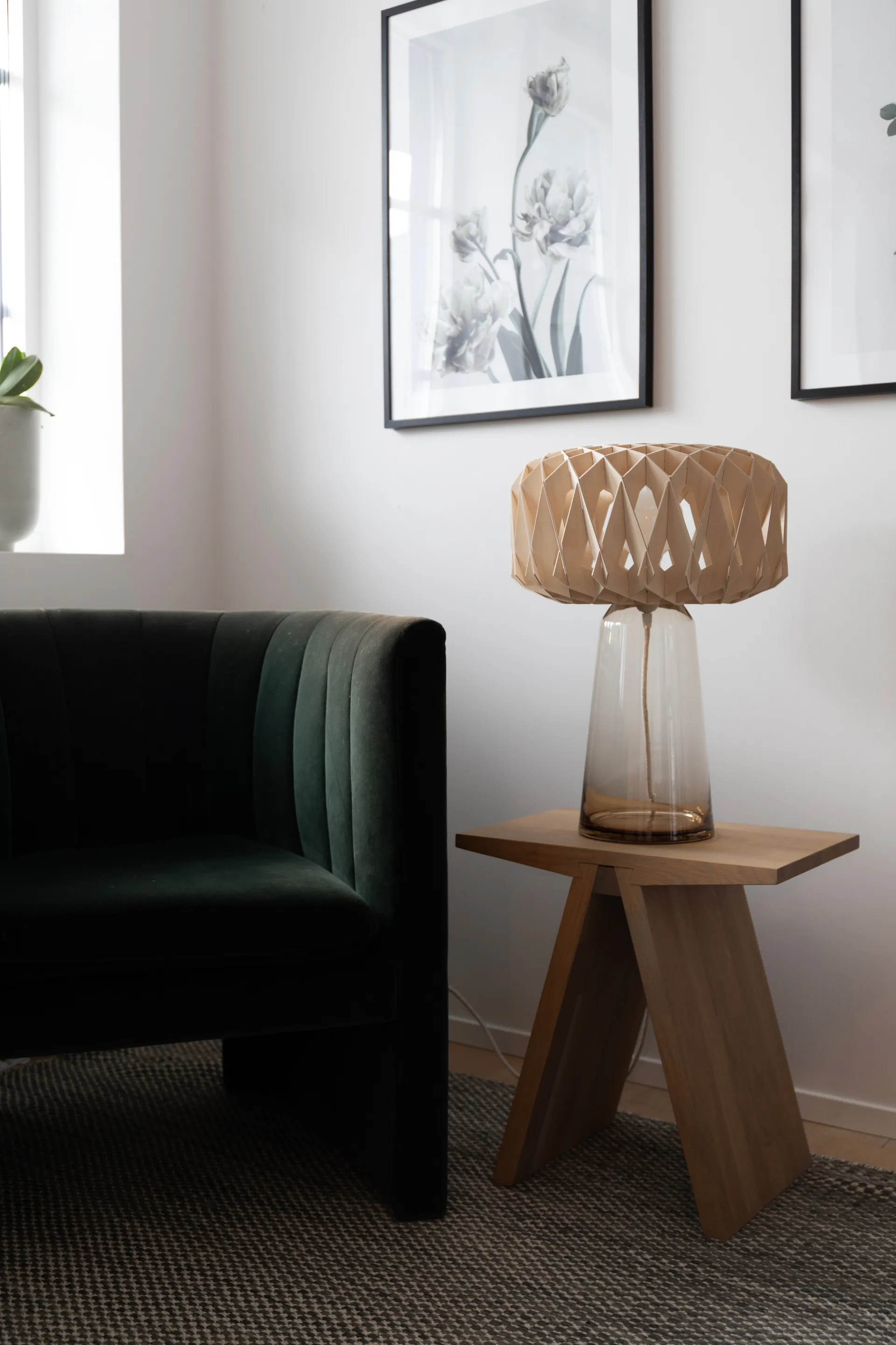 Signature 35 table lamp, Amber-birch, Ø36.5x53 cm Pilke