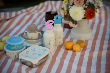 Mumin 80 lunchbox metal 13x17 cm - Beige - Rätt Start
