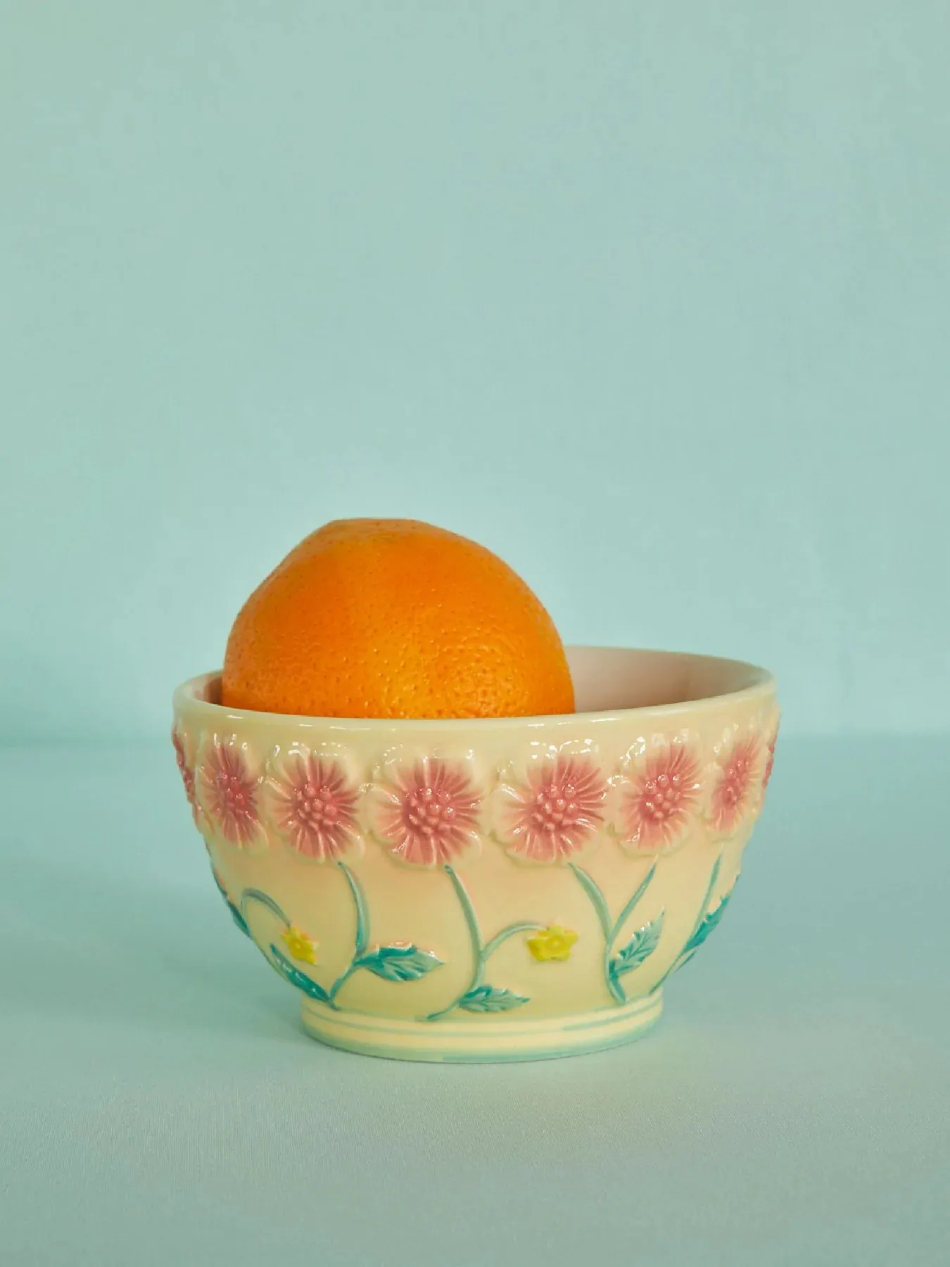 Rice Embossed Flower ceramic bowl Ø14.5 cm, Creme RICE