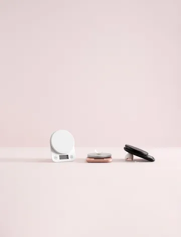 FOODIE kitchen scale - White - RIG-TIG
