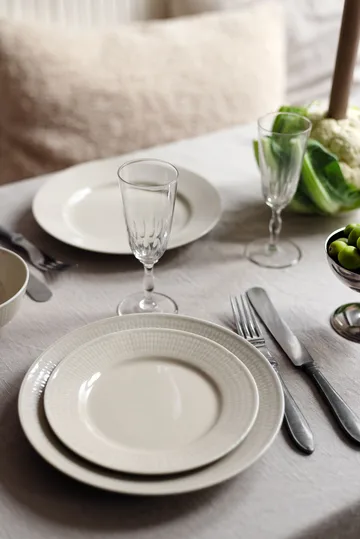 Swedish Grace plate Ø27 cm - Oat - Rörstrand
