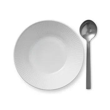 White Fluted deep plate 2, Ø 17 cm Royal Copenhagen