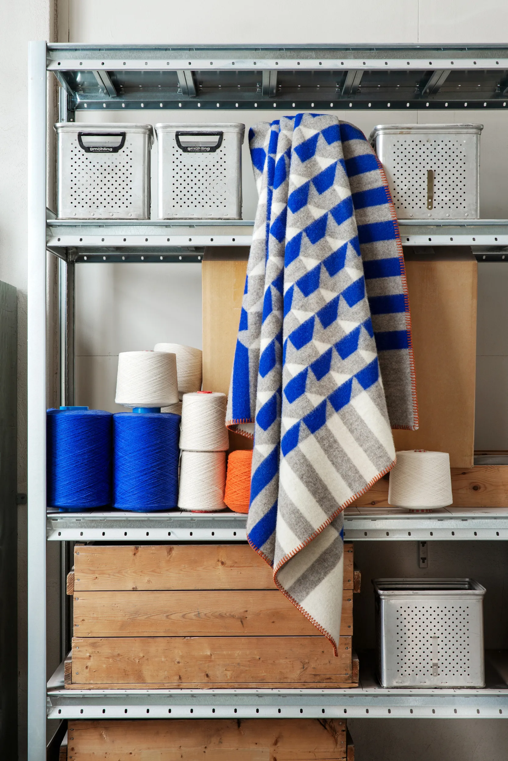 Kvam blanket 135x200 cm, Blue Røros Tweed