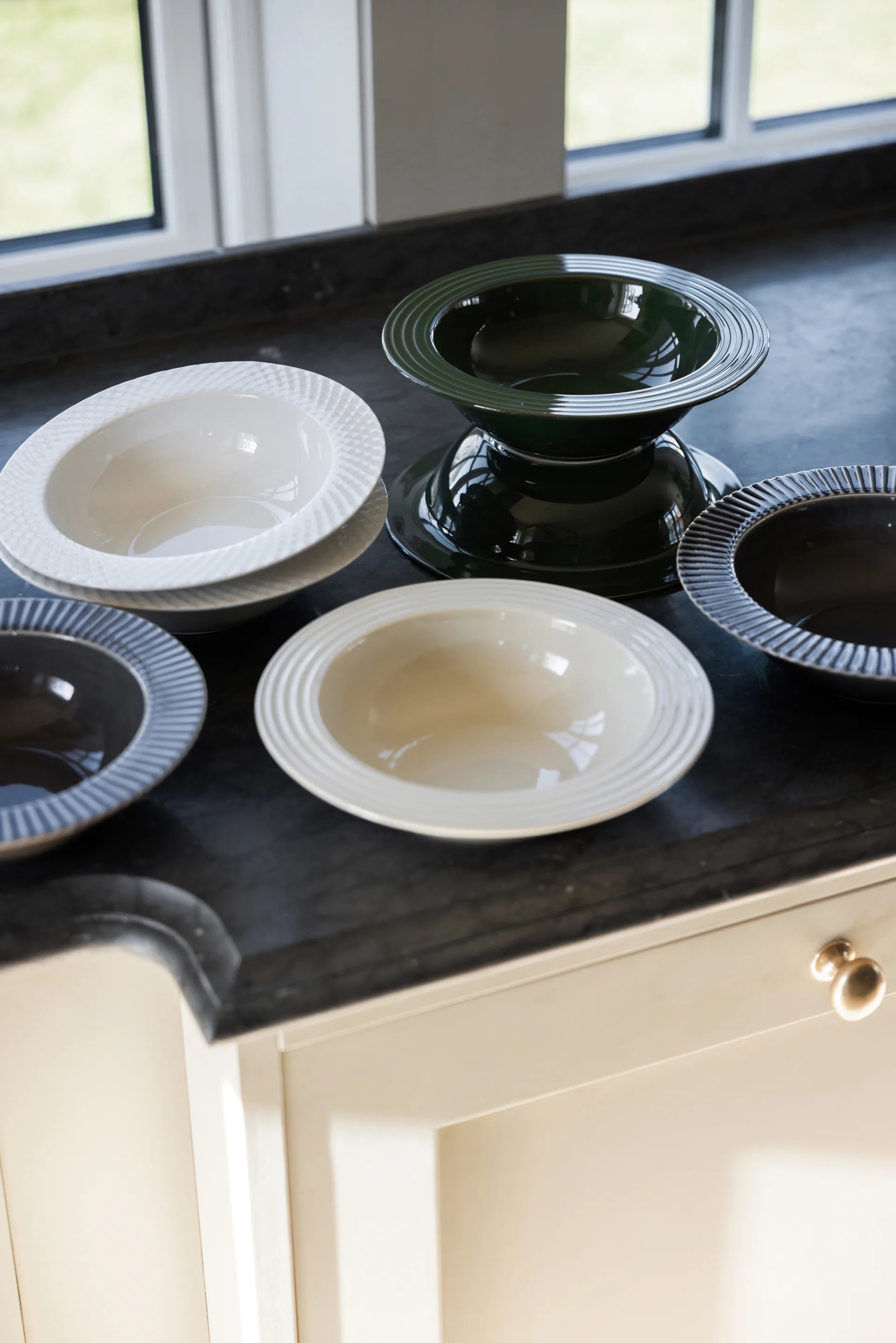 Coffee & More deep plate Ø22 cm, Grey Sagaform