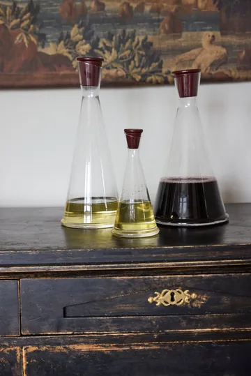 Gurken wine carafe - Clear-dark red, 1.6 l - Sagaform
