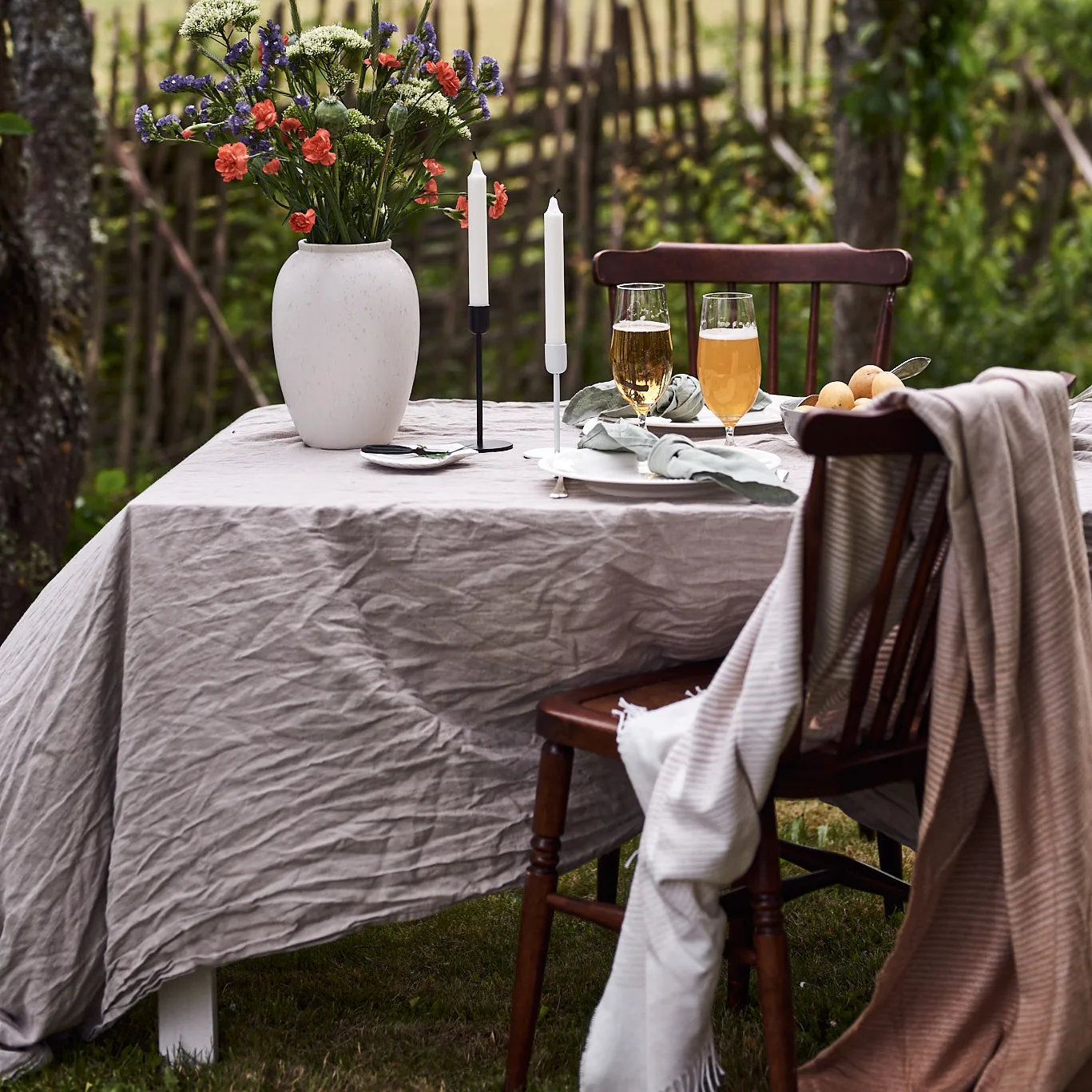 Clean linen table cloth 145x350 cm, Icy Grey Scandi Living