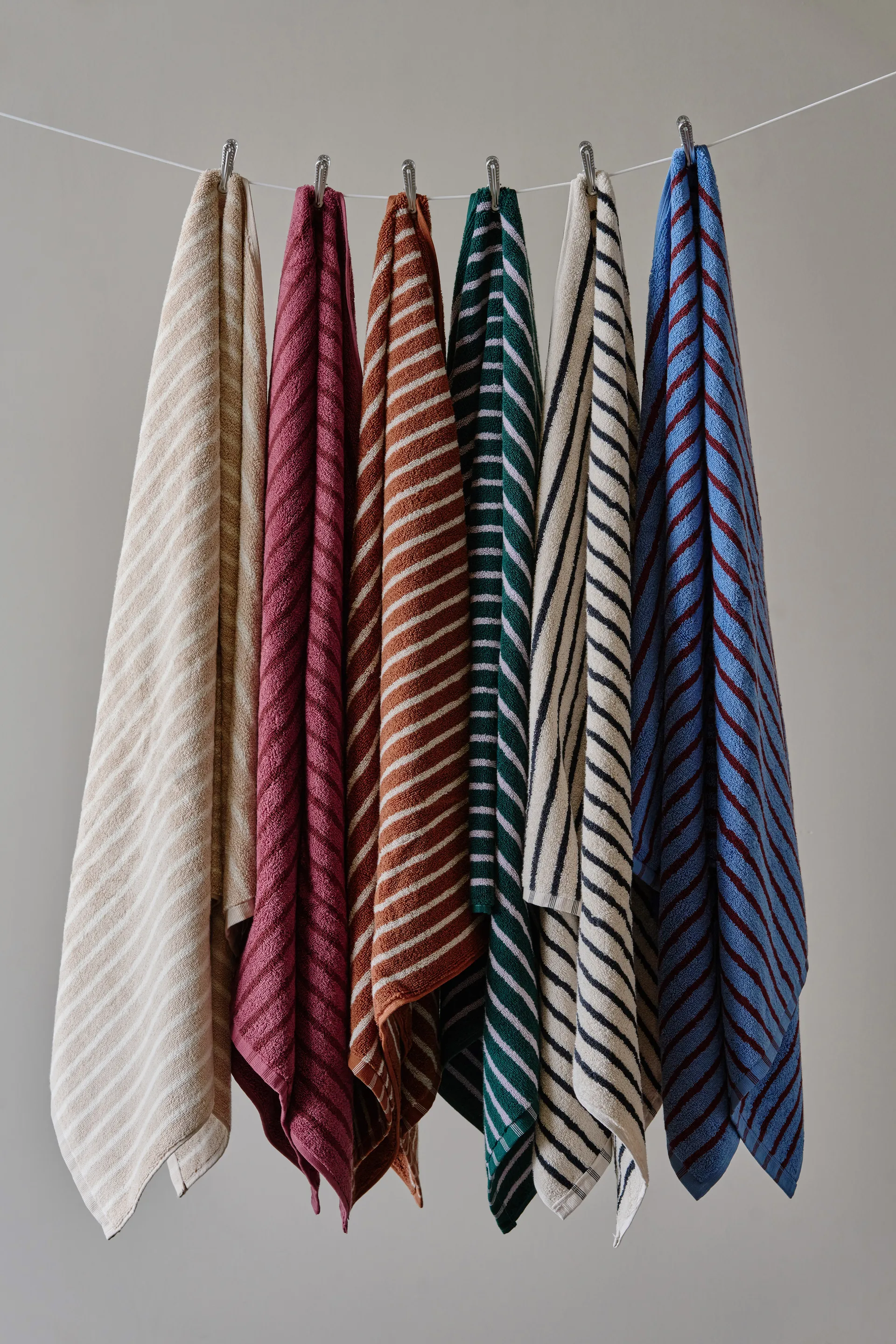 Drift bath towel 100x150 cm, Pink-red Scandi Living