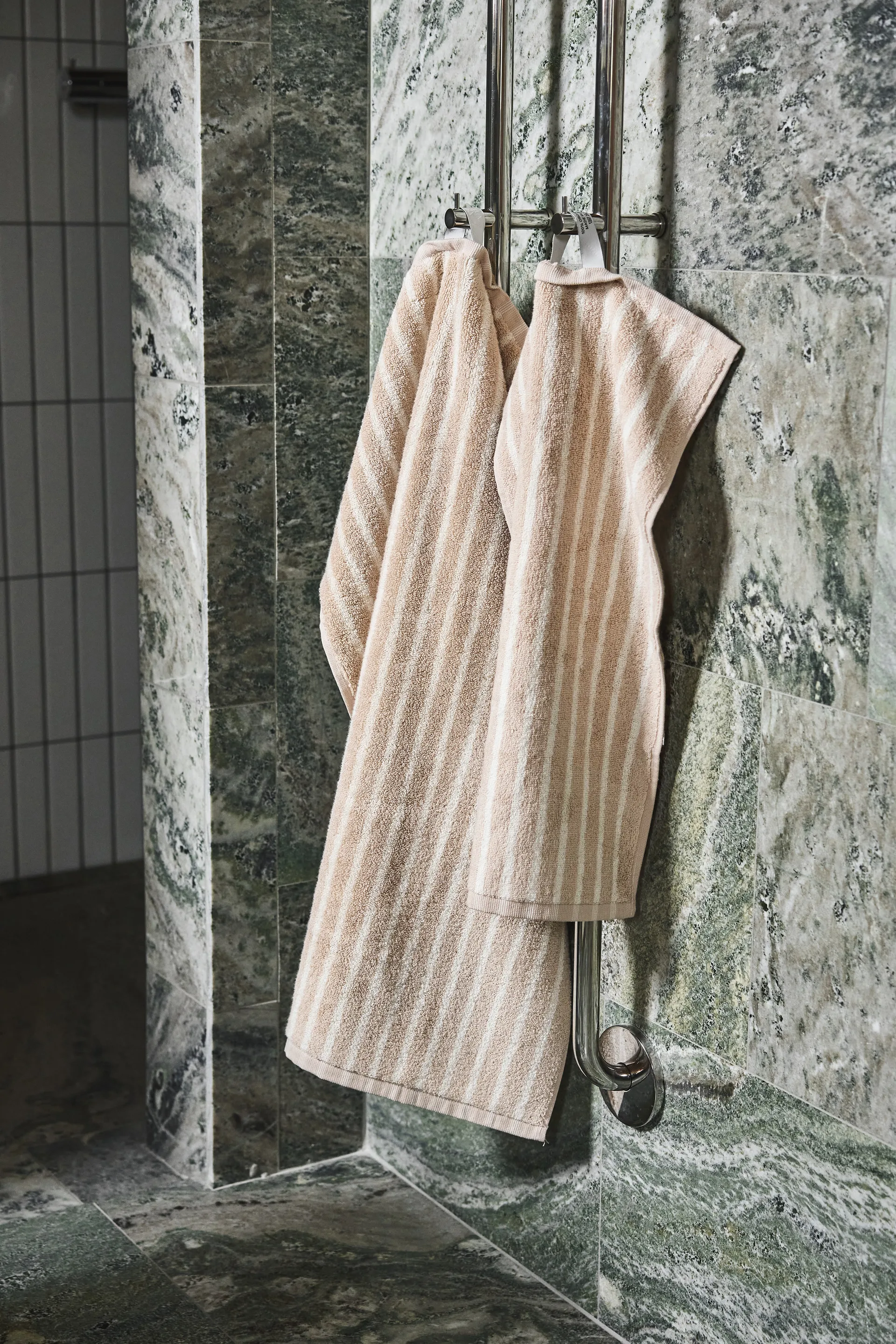 Drift towel set 4 pieces - Beige-white Scandi Living