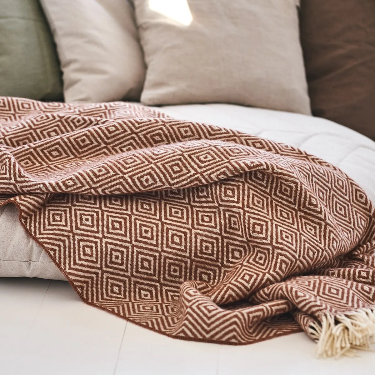 Salt wool throw, terracotta Scandi Living
