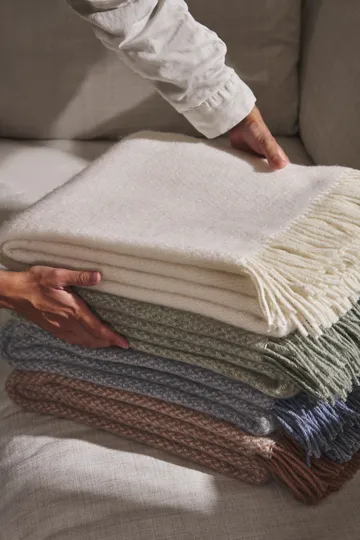 Sandstone wool throw 130x180 cm - Mocha - Scandi Living