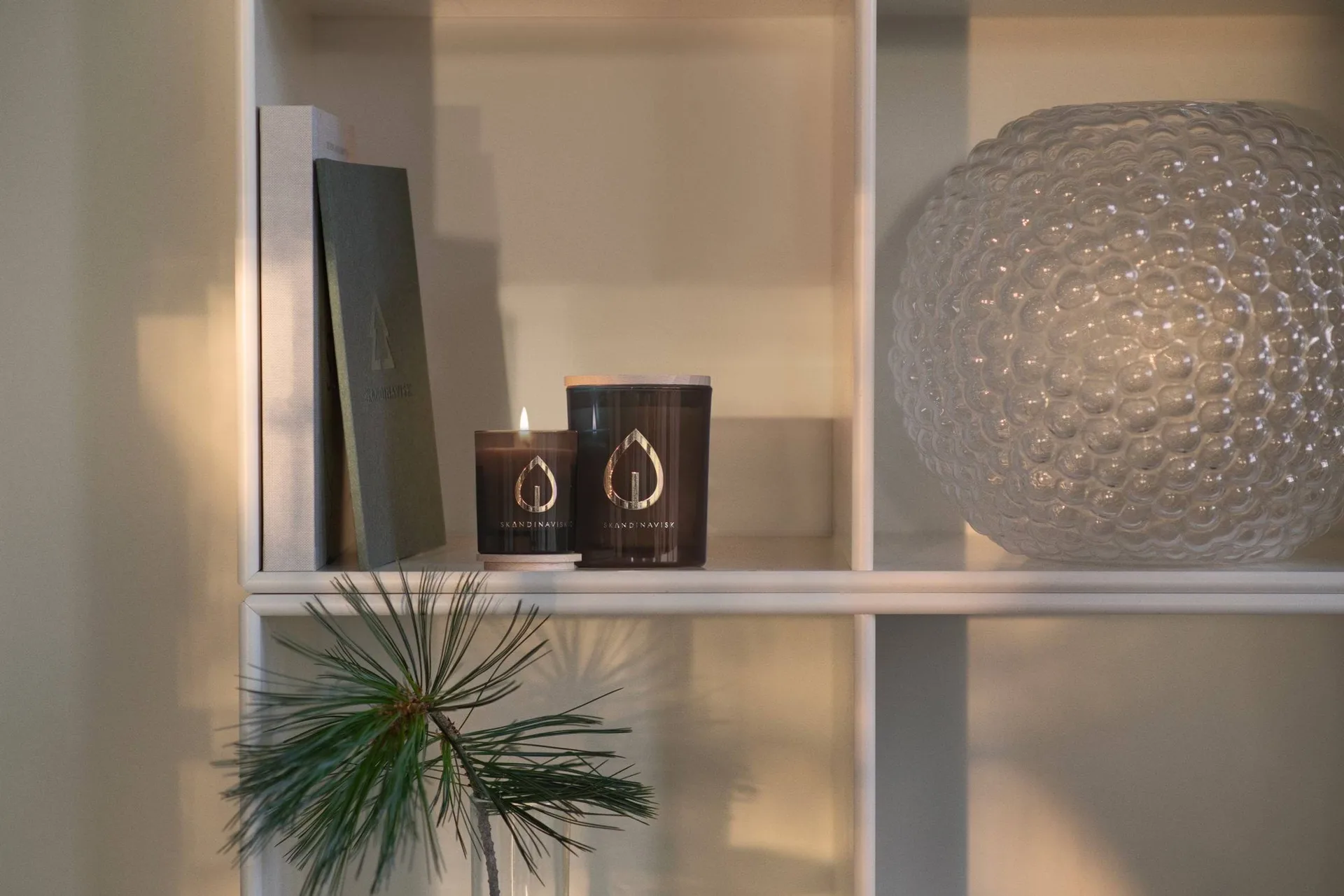 Hygge Gold Symbol scented candle, 65 g Skandinavisk