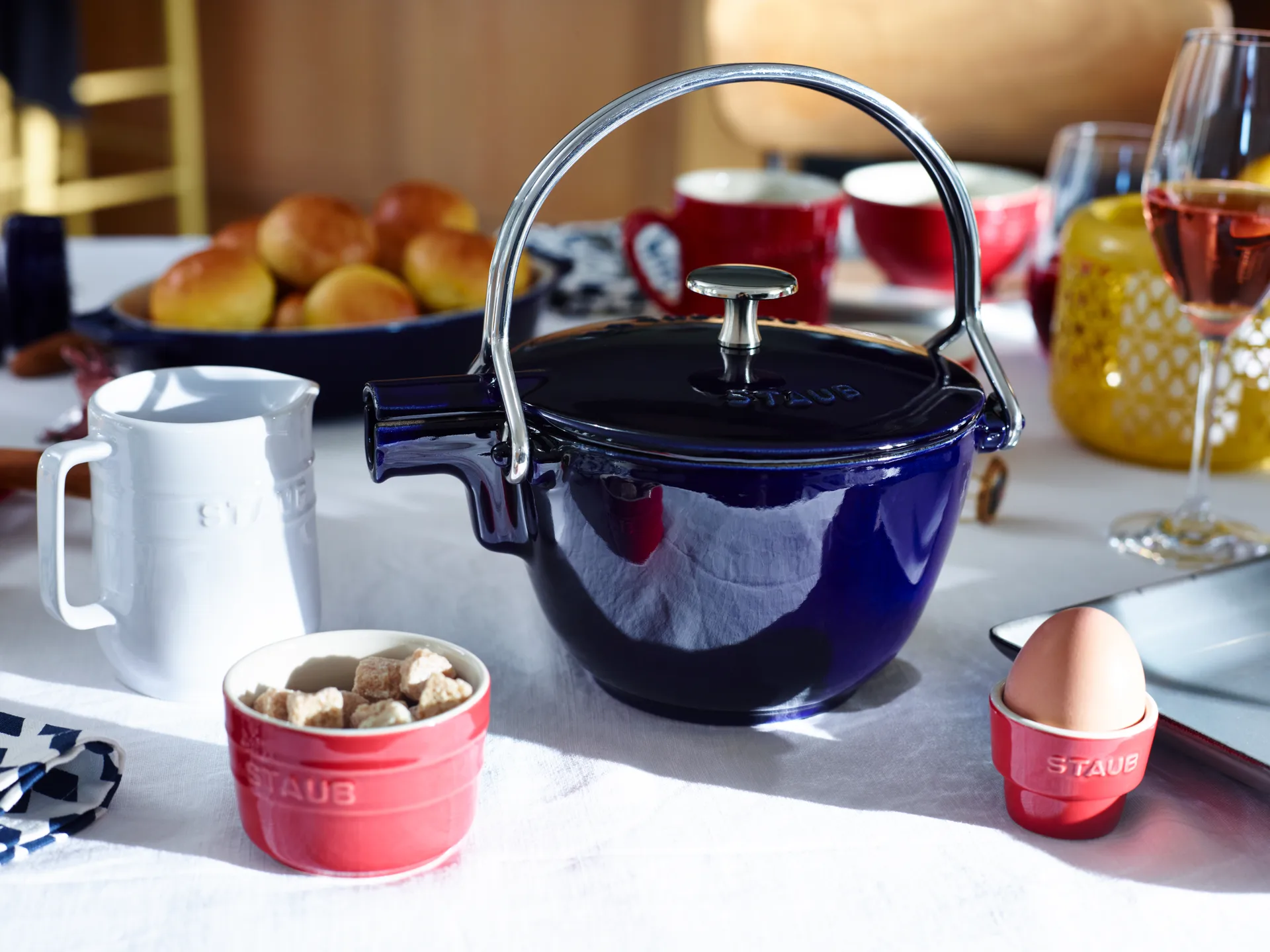 Staub teapot cast iron round 1.15 L, Dark blue STAUB