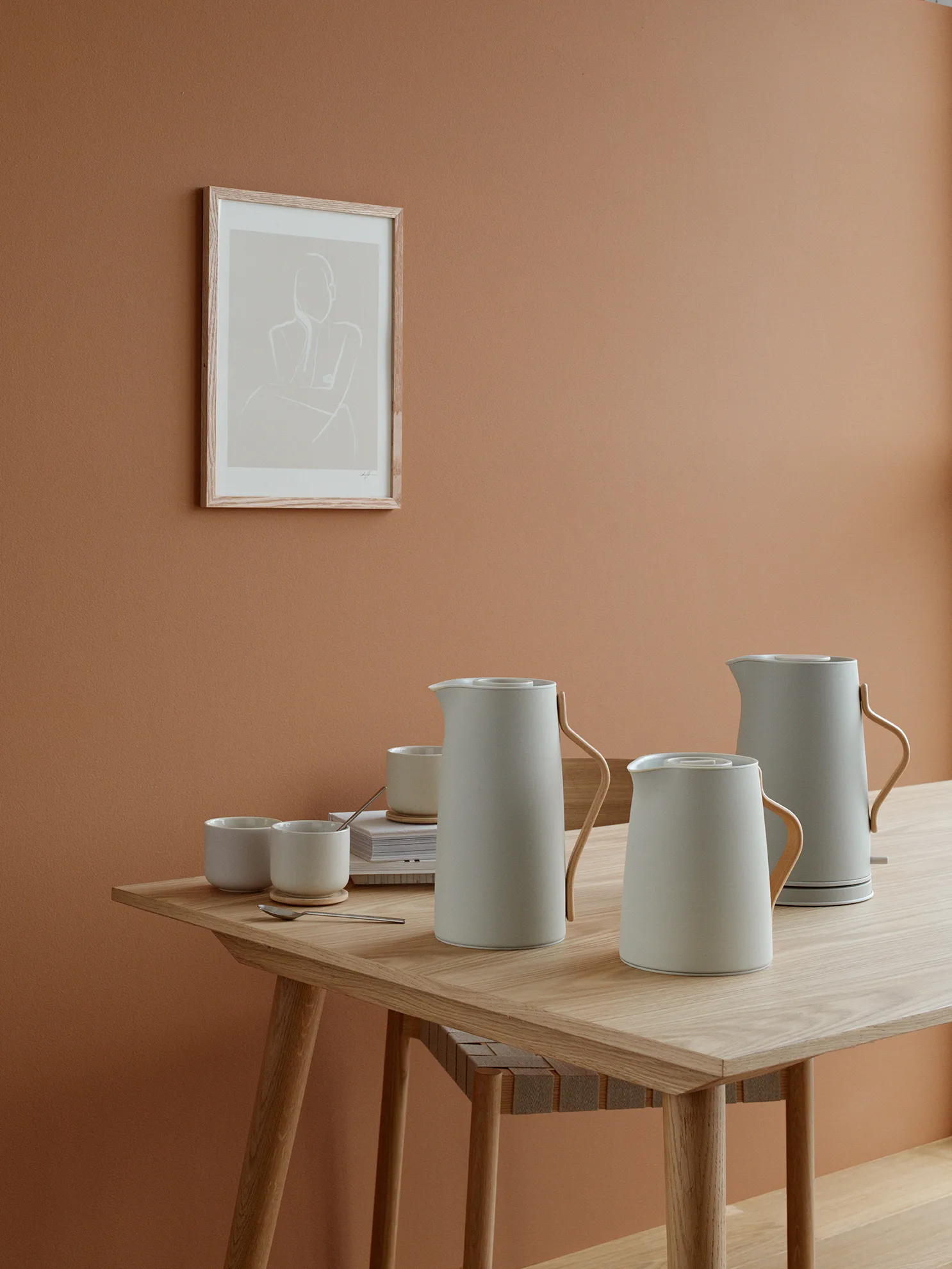 Emma coffee vacuum jug, Soft sand, 1,2 L Stelton