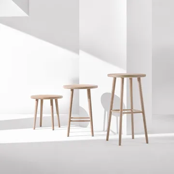 Miss Button round stool - Oak natural oil. low, Ø44x45 cm - Stolab