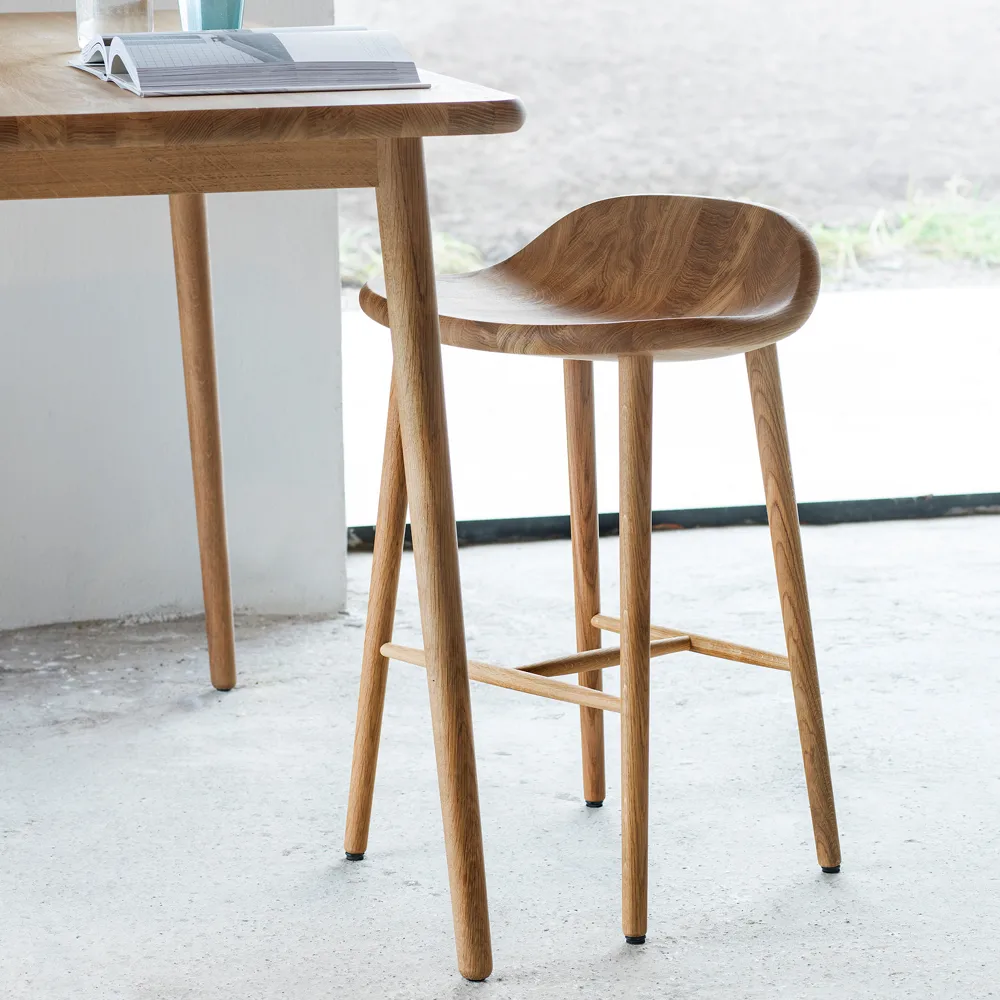 Miss Holly bar stool, Oak natural oil Stolab