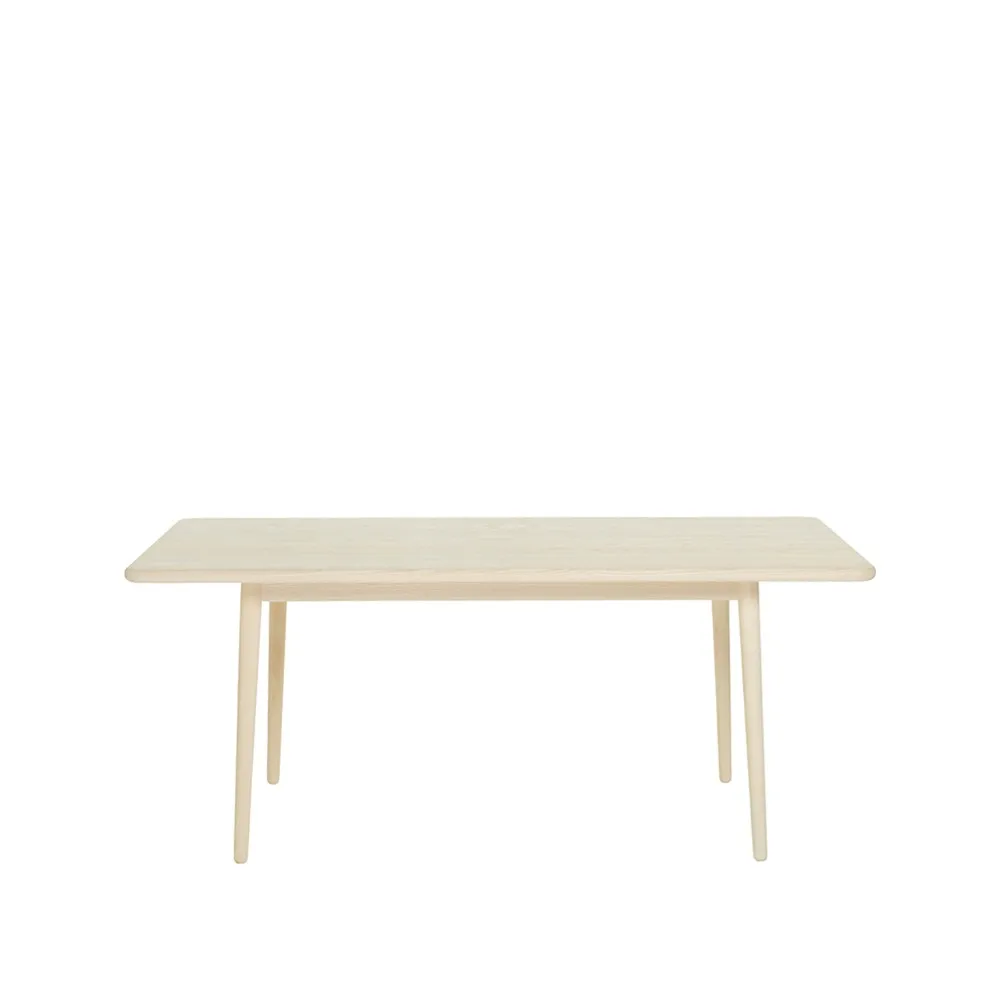 Miss Holly dining table. 235x82 cm, Birch light matt lacquer Stolab