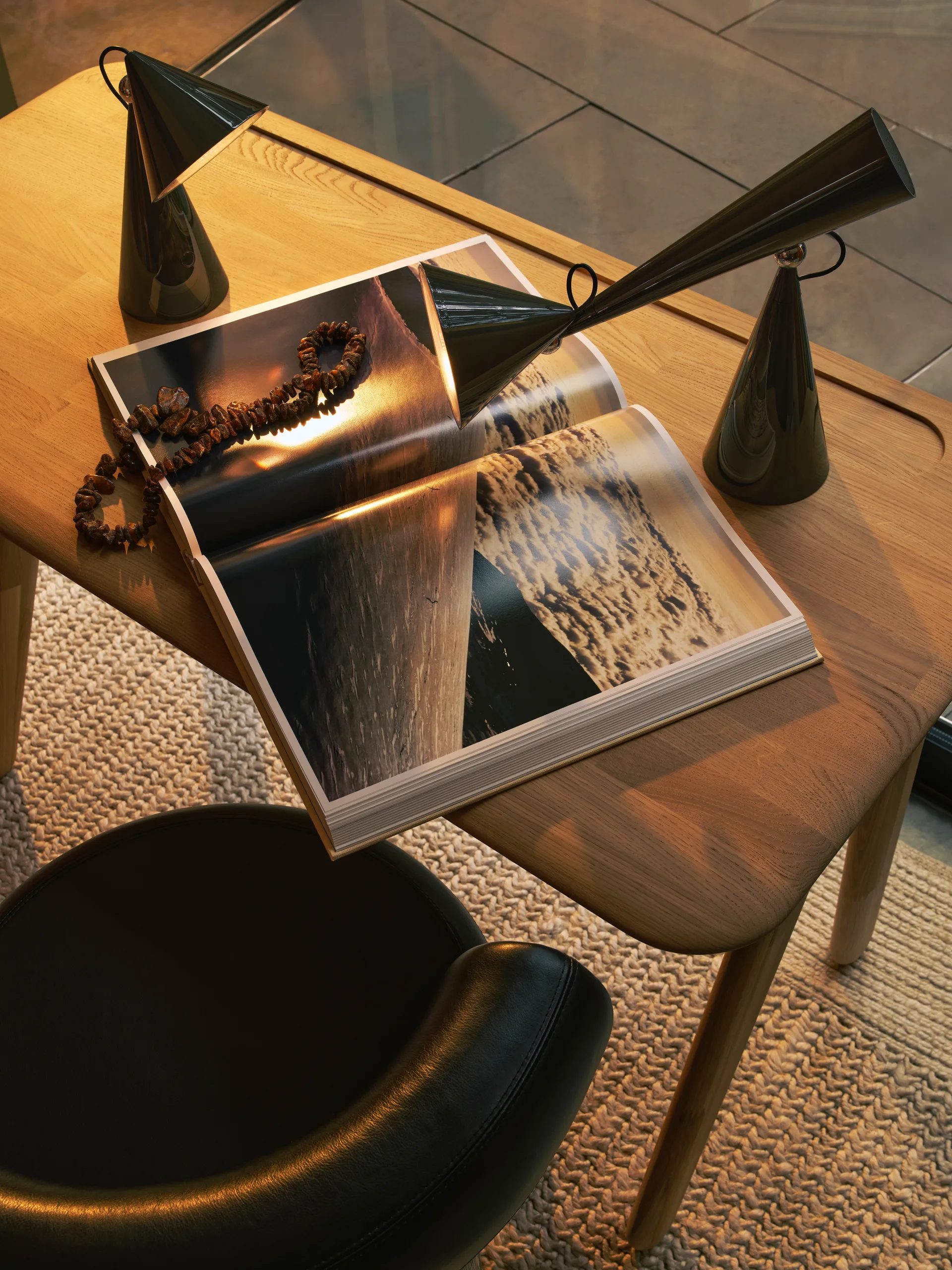 Pose Portable LED table lamp, Kelp Tom Dixon
