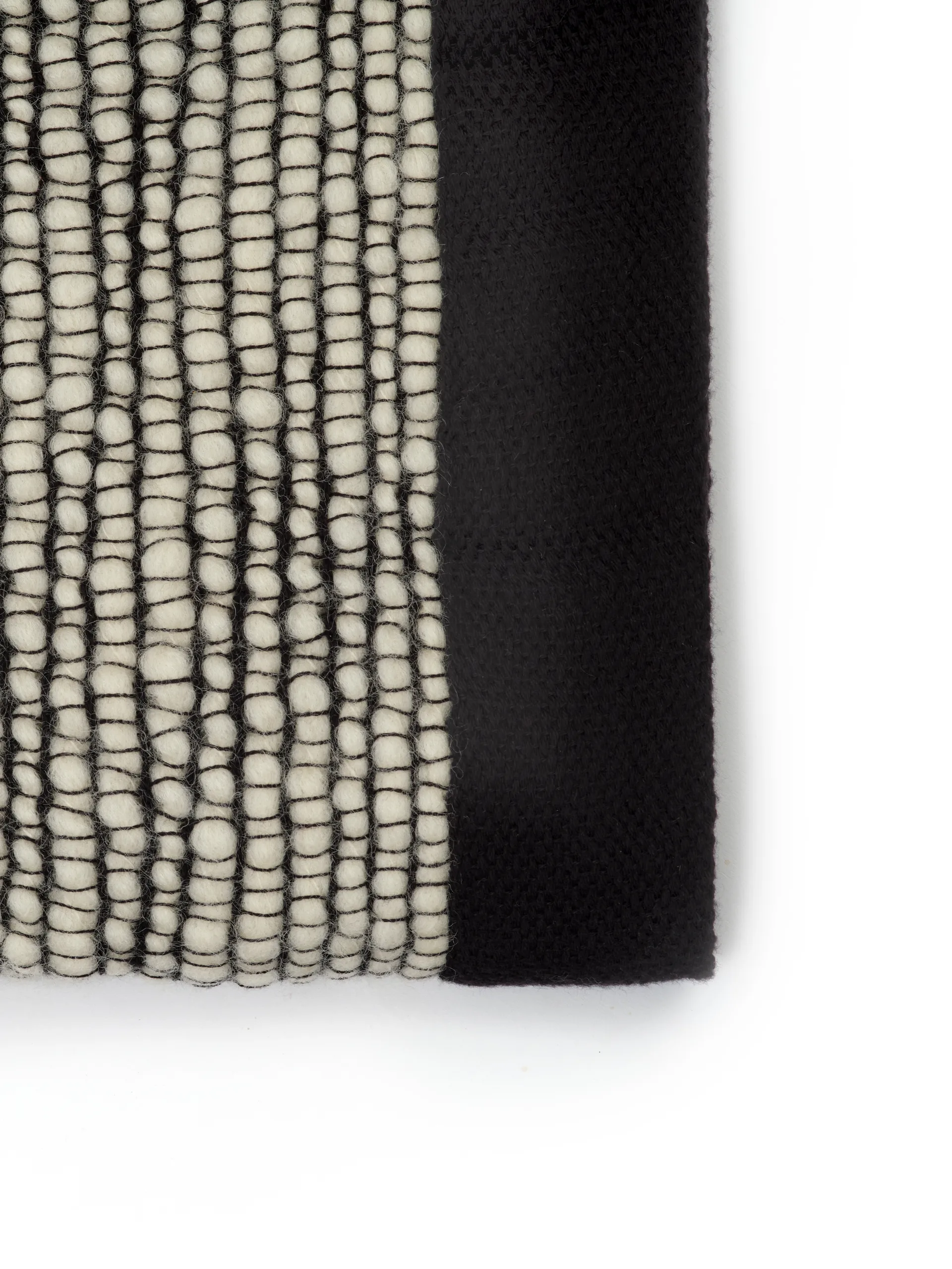 Thread felt 140x180 cm, Black & White Tom Dixon