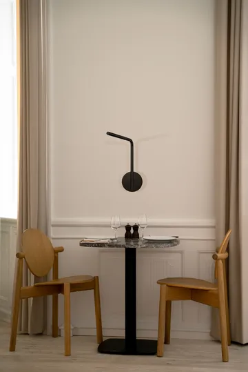 Omni Pivot wall lamp - Black - Umage