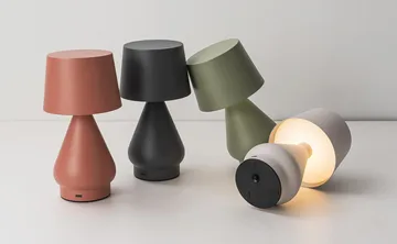 No cable portable table lamp - Pistachio, Ø12.3x23.5 cm - Unison