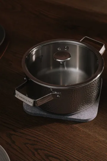 Kroma Bark casserole pot - Polished steel, 2.8 l - Vargen & Thor
