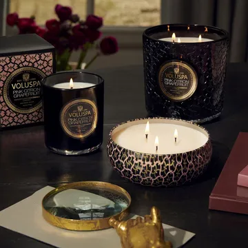 Classic Maison Noir scented 60 hours - Pink Citron Grapefruit - Voluspa