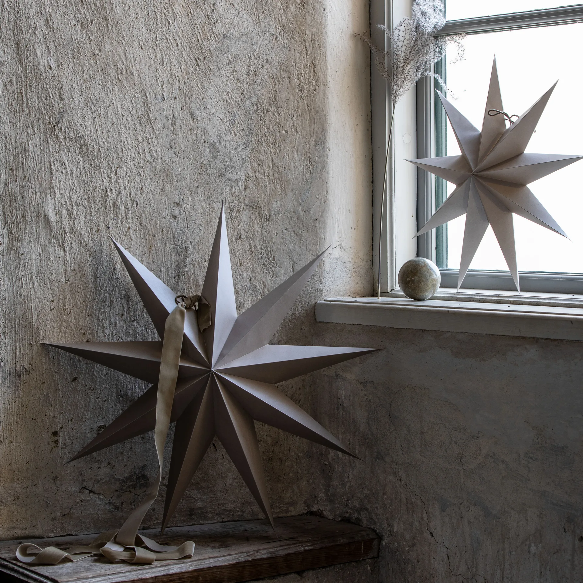 Boris Christmas star 70 cm, dark grey Watt & Veke