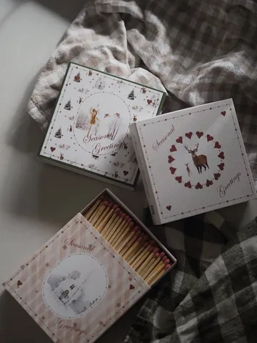 Julemorgen matches - Christmas tree - Wik & Walsøe