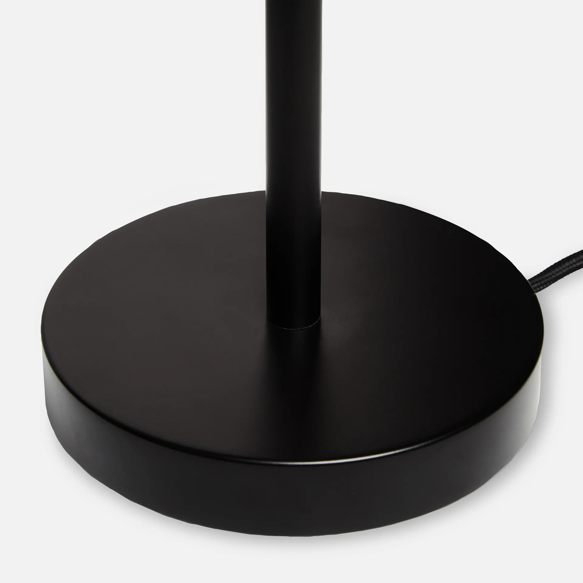 Cono table lamp, Black Woud