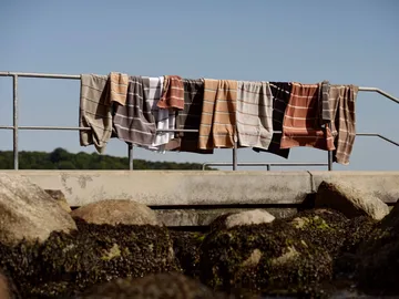 Sauna towel - Soft grey-eucalyptus-terracotta, 50x100 cm - Zone Denmark