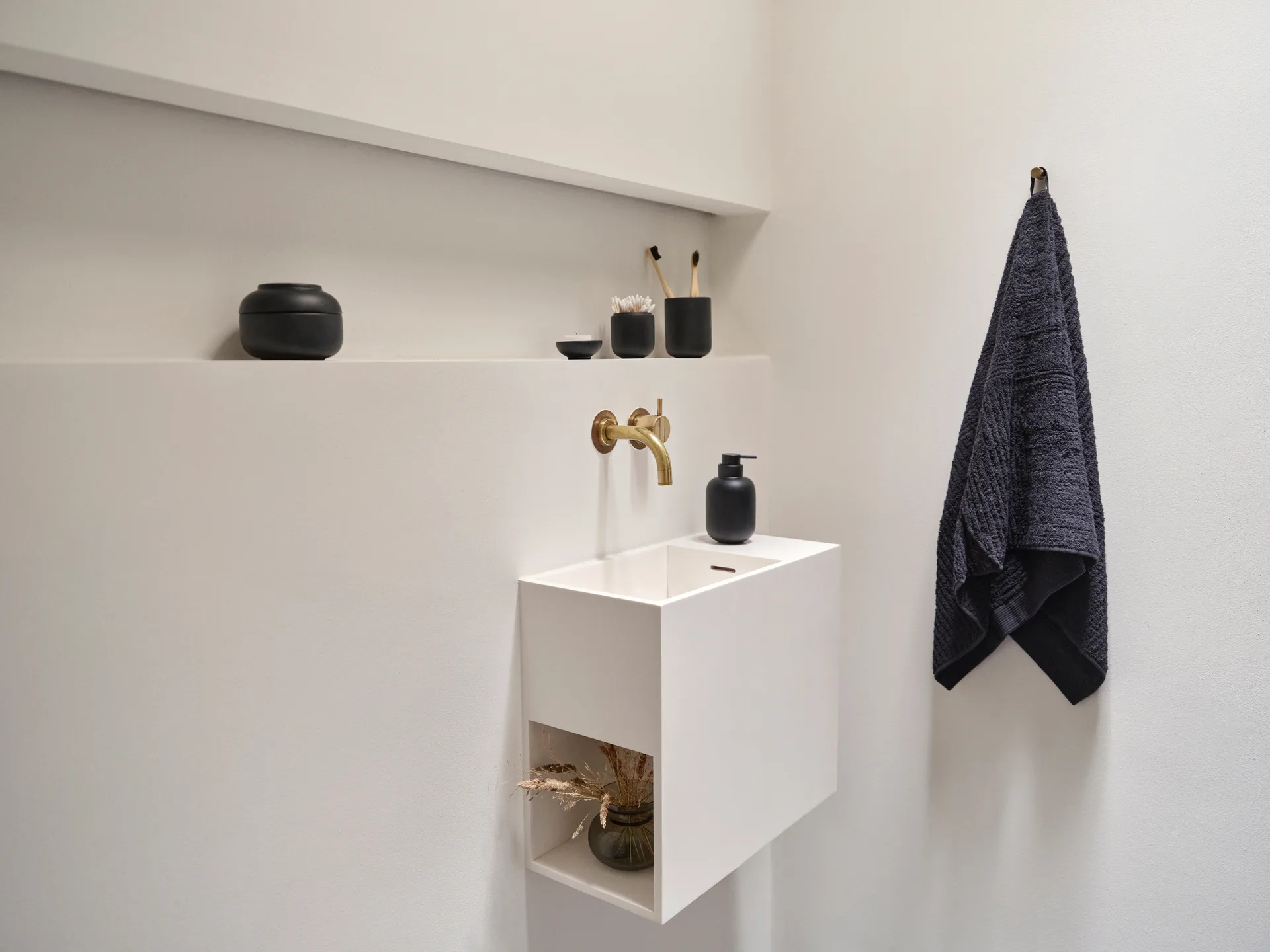 Sensu jar with lid Ø10.5x7.5 cm, Black Zone Denmark