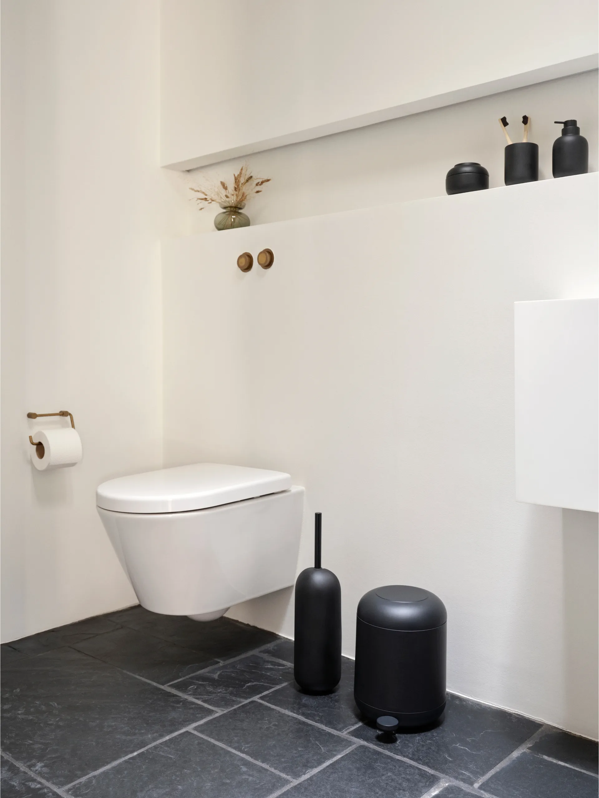 Sensu toilet brush Ø11.8x41 cm, Black Zone Denmark